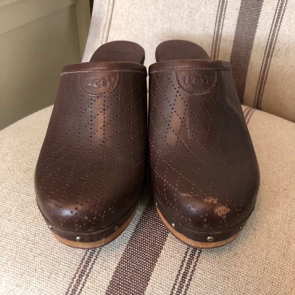 Ugg Clogs